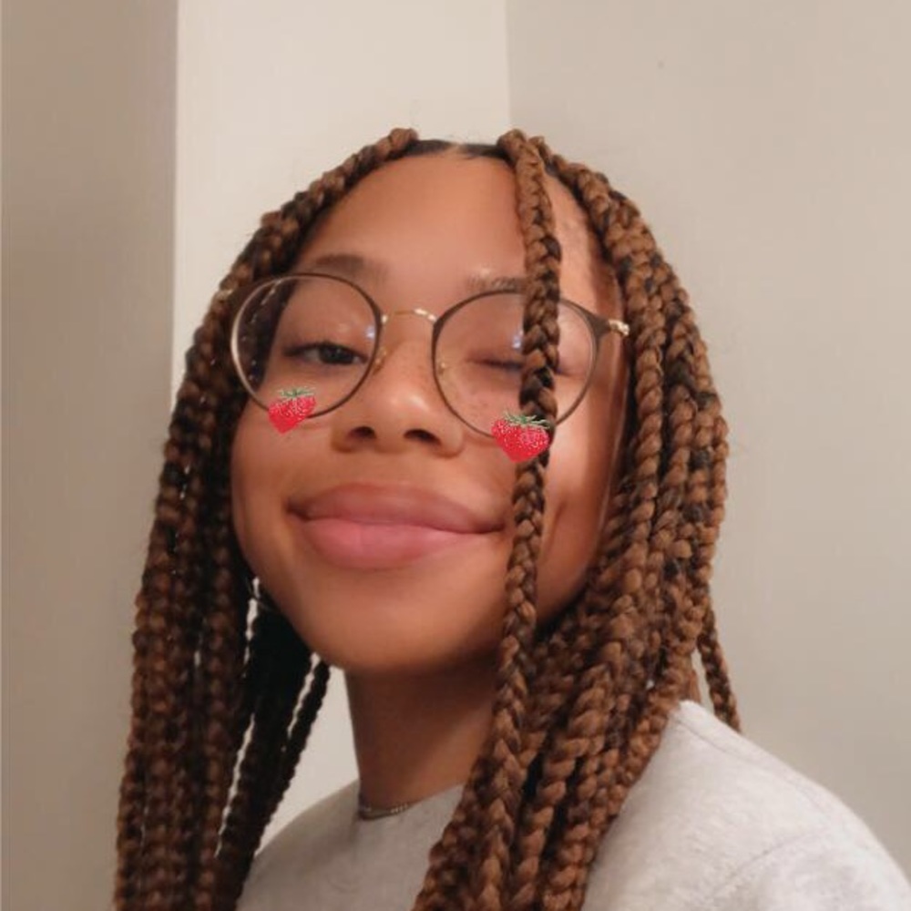 Meet your Posher, Blaire